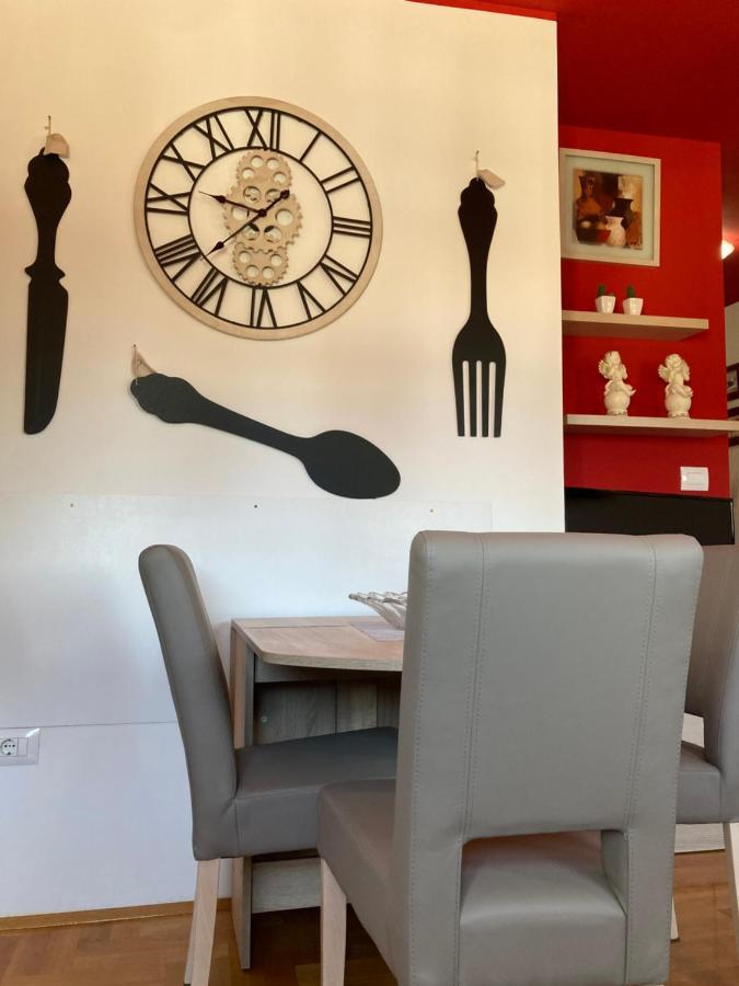 אומאג Apartment Capriati With Parking Garage מראה חיצוני תמונה